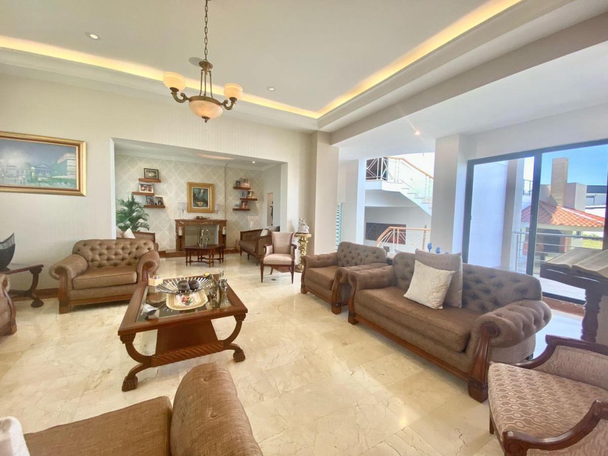 Mga / Venta Casa de Lujo en Cumbaya — imagen 9