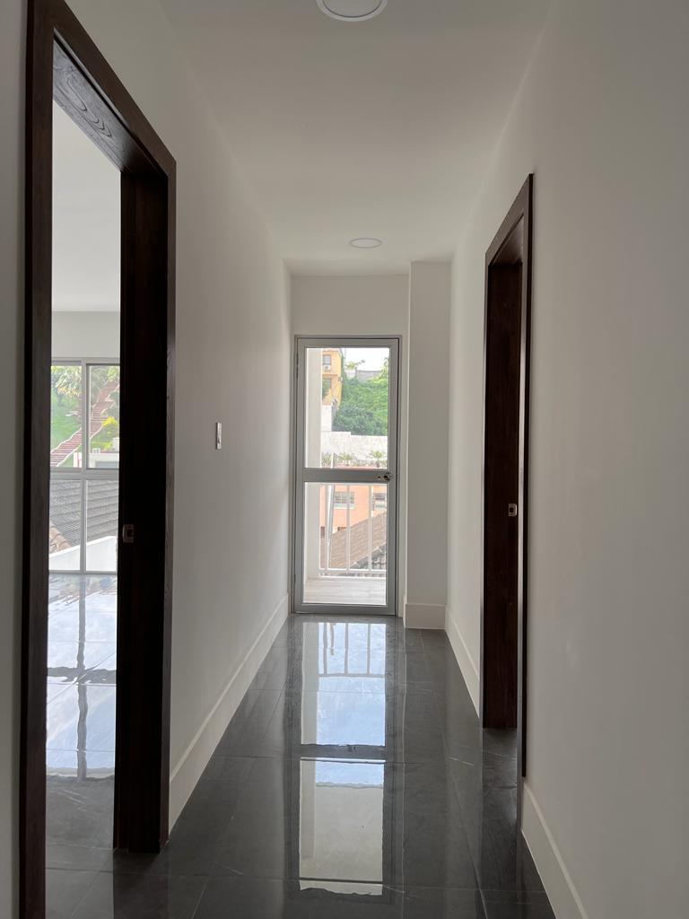 Exclusiva Casa en Venta en Ceibos con Diseño Moderno y Acabados de Lujo (Wt), Guayas — imagen 7