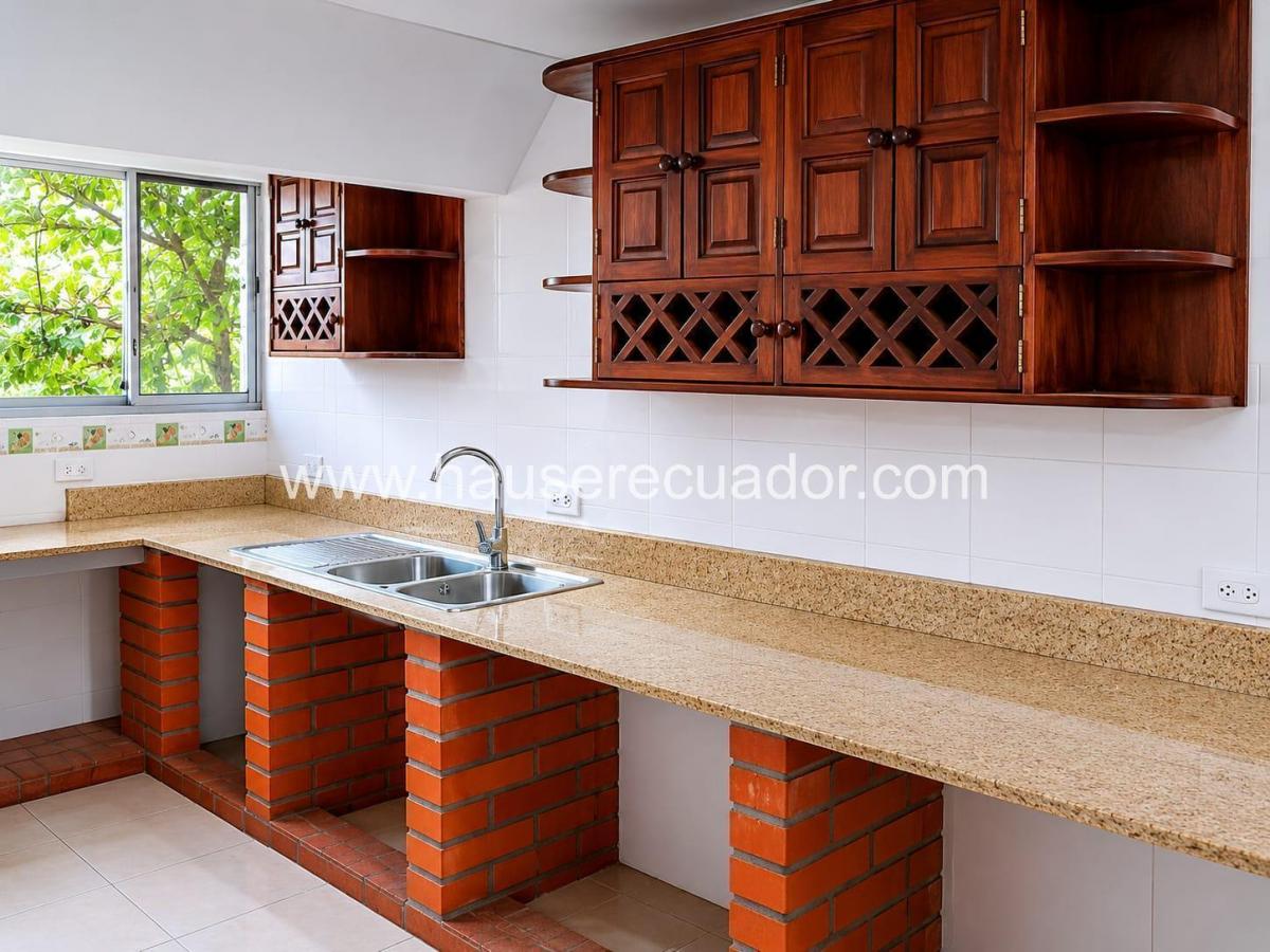 Casa Comercial en Venta /san Rafael |1.000 m² de Terreno 600 m² de Construcción, Excelente Ubicación — imagen 2