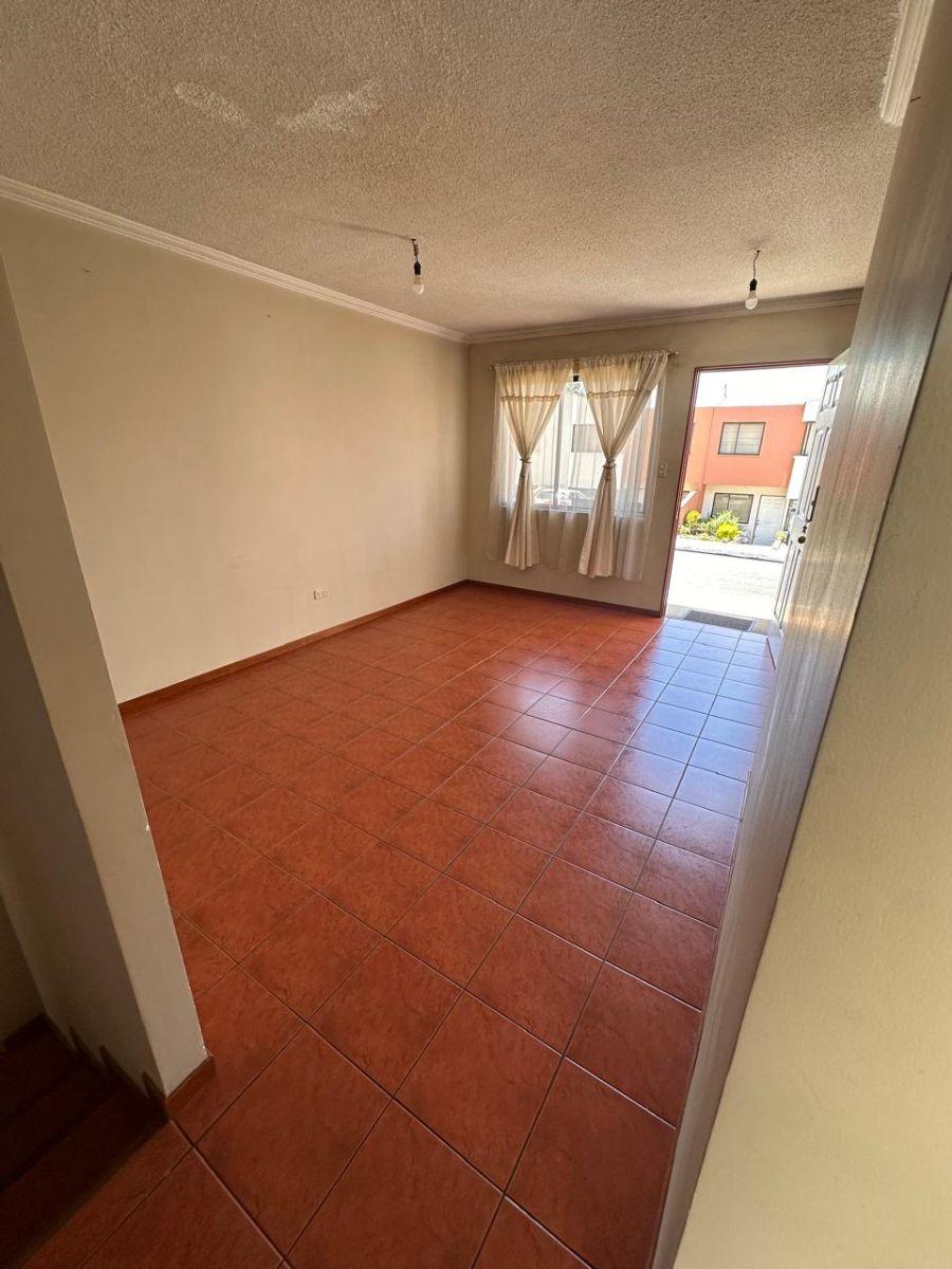 Venta de Casa Ciudad 2 Hemisferios en Excelentes Condiciones — imagen 8