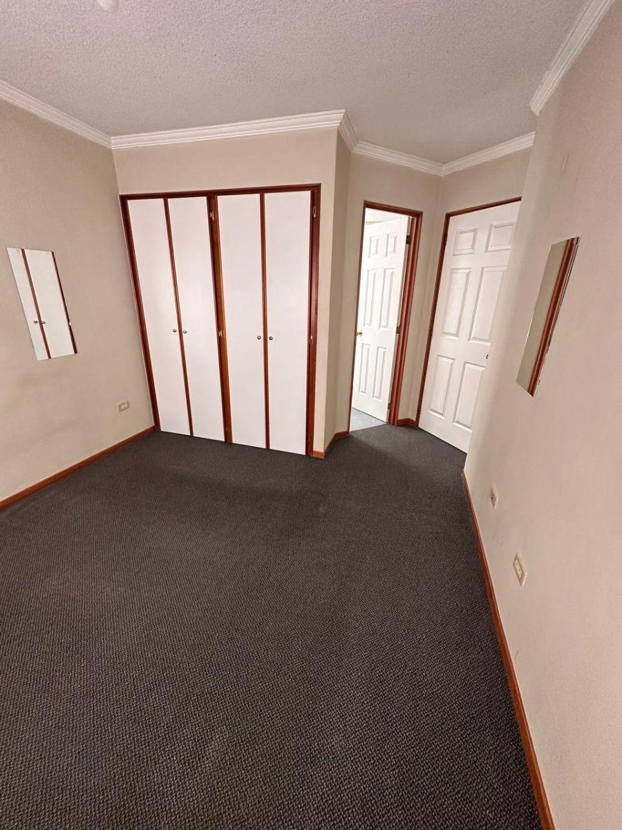 Venta de Casa Ciudad 2 Hemisferios en Excelentes Condiciones — imagen 5