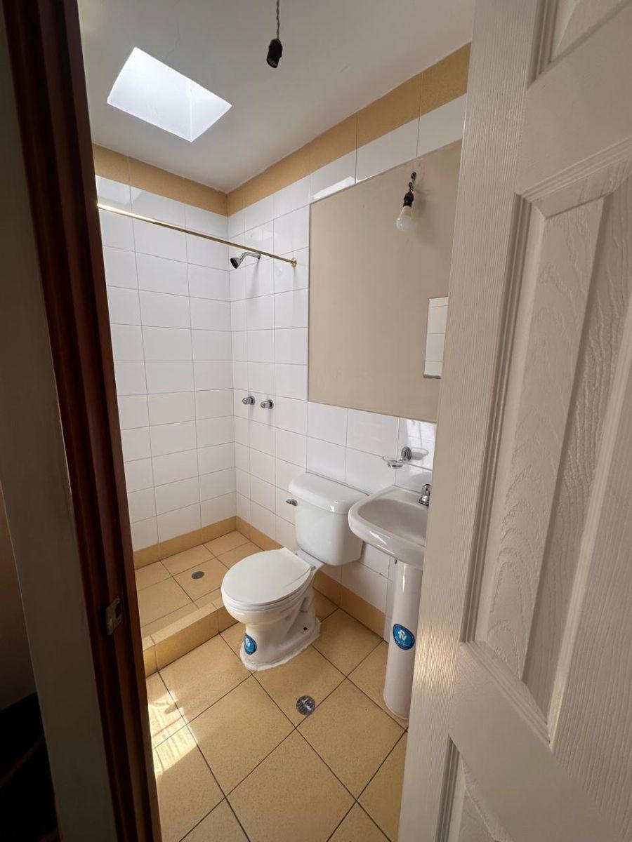 Venta de Casa Ciudad 2 Hemisferios en Excelentes Condiciones — imagen 4
