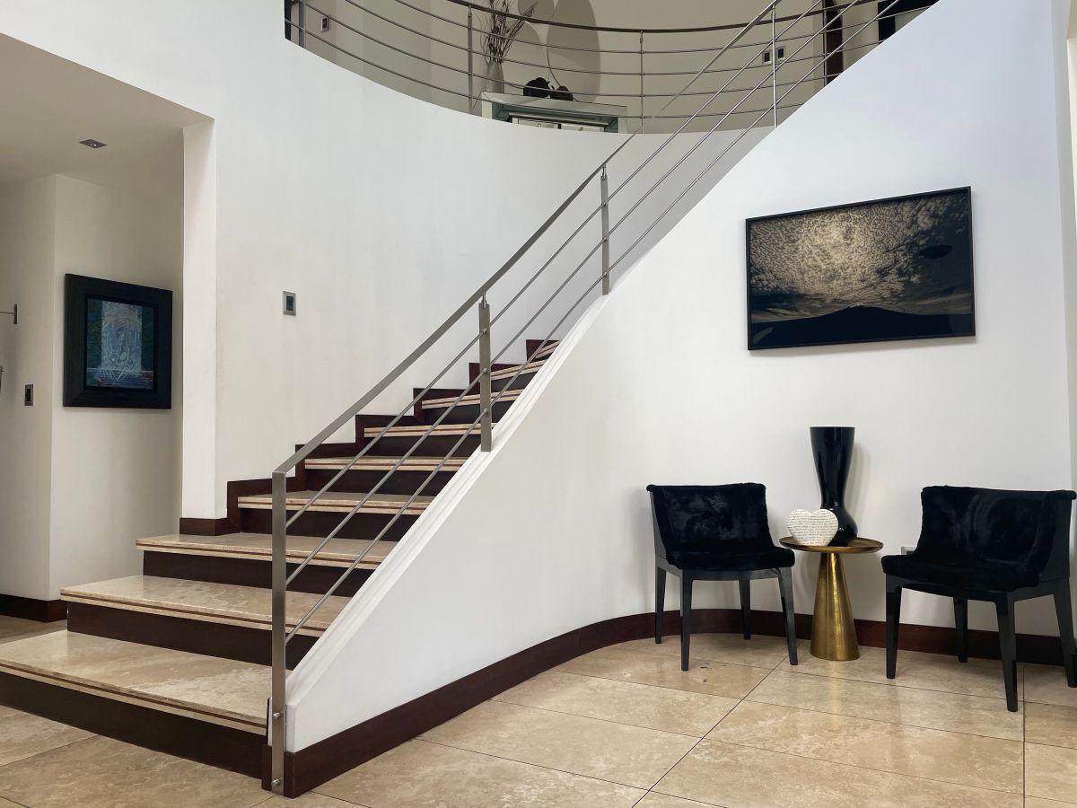 Casa de Lujo en Venta en Cumbaya en Urbanización de Lujo — imagen 6