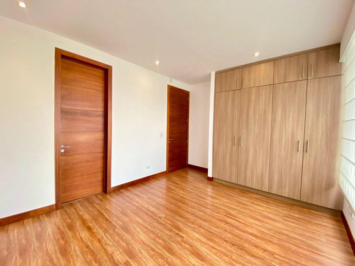 Casa en Venta o Renta Cumbaya - Tumbaco — imagen 4
