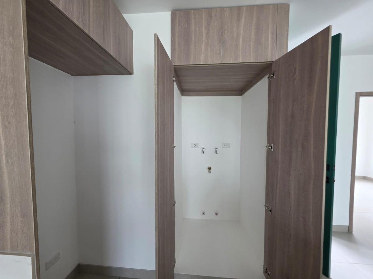 Casa en Venta Excelente Precio y de Estreno Urb. Bosques Alba del Bosque, Km. 18 Via a La Costa, Guayas — imagen 6