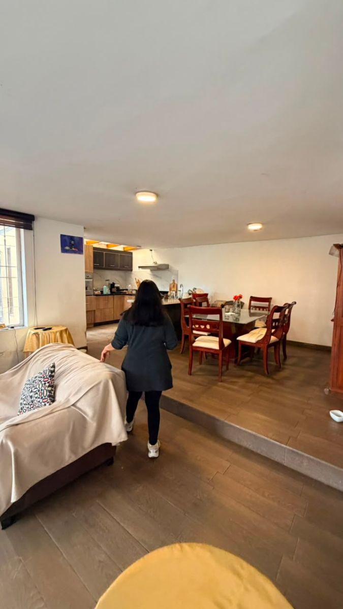 Casa Esquinera 2 Dptos. + Terreno Independiente, Chimborazo — imagen 2