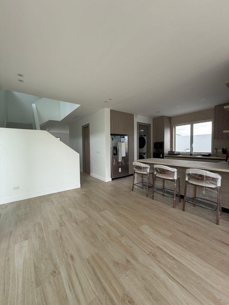 En Venta de Oportunidad Casa en Aires Norte, Guayas — imagen 5