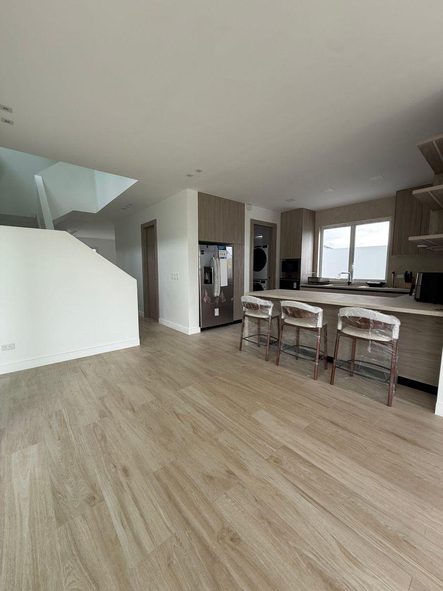 En Venta de Oportunidad Casa en Aires Norte, Guayas — imagen 4