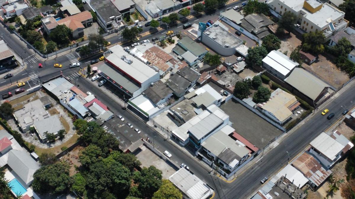Se Vende Casa en Portoviejo, Calle Tennis Club, Manabí — imagen 6