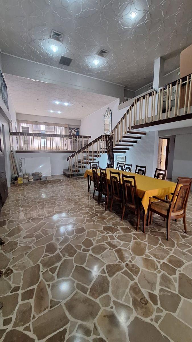 Venta de Casa con Uso de Suelo Comercial Urdesa Central Av Principal, Guayas — imagen 9