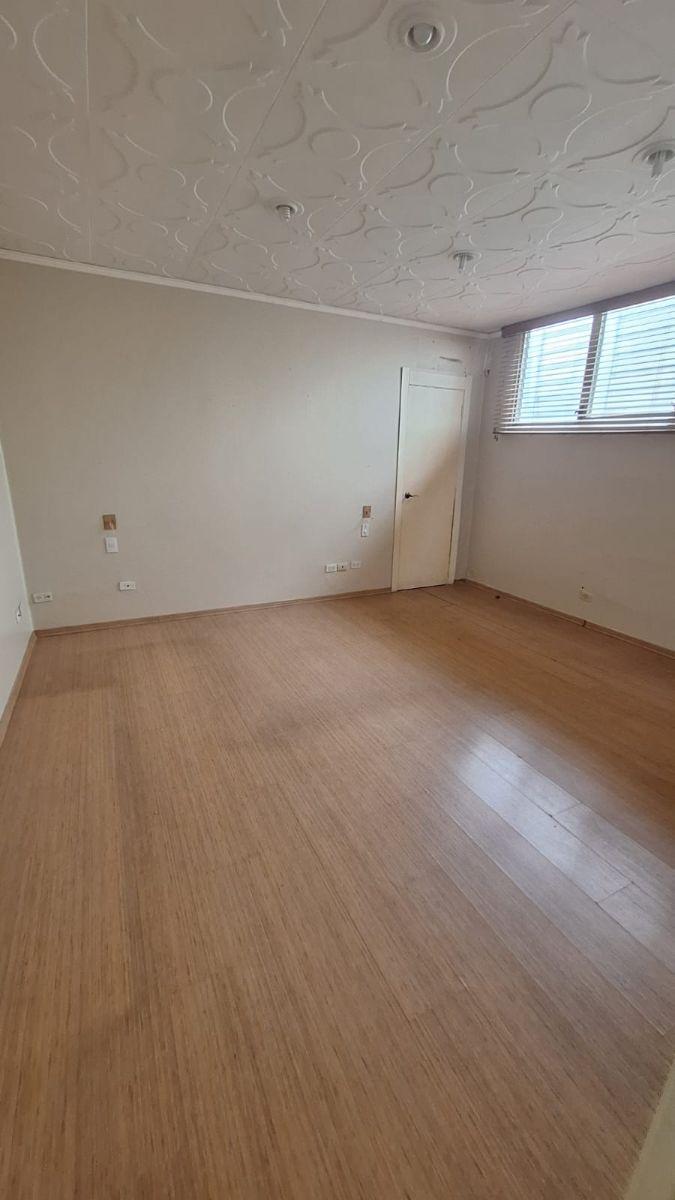 Venta de Casa con Uso de Suelo Comercial Urdesa Central Av Principal, Guayas — imagen 2