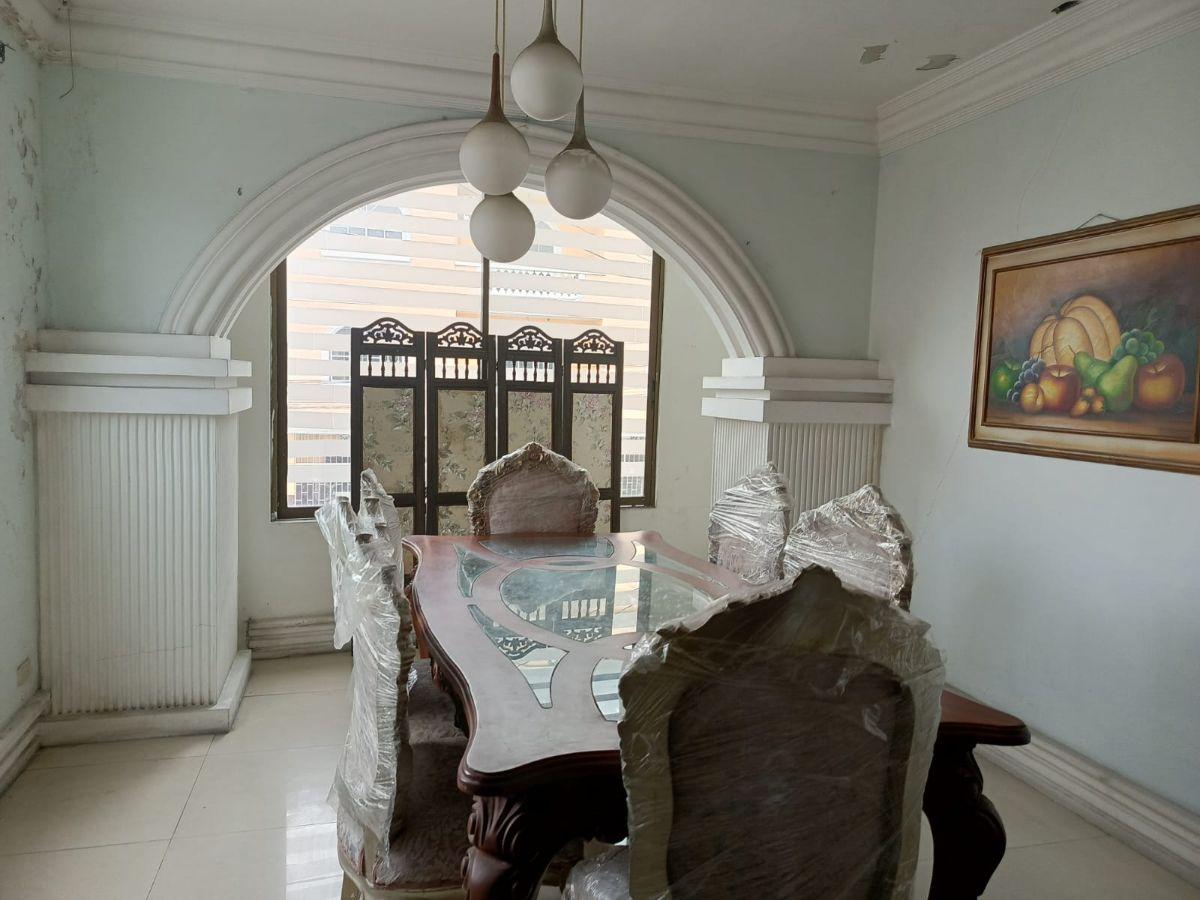 Venta Casa Rentera Esquinera en Sucre y Av Briones, Guayas — imagen 8