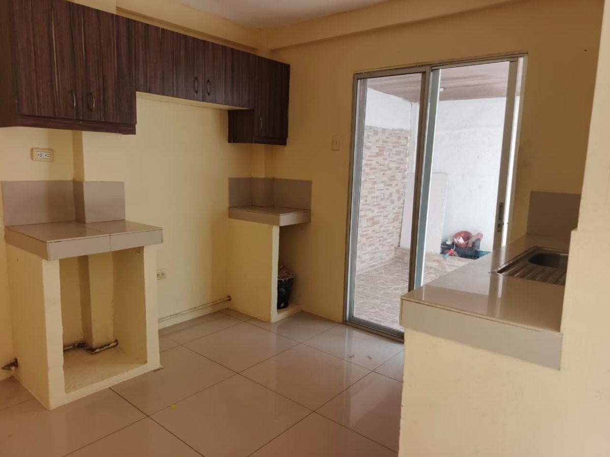 Venta de Casa en Urb. Gran Vittoria Etapa Rosetta Vía Samborondón Salitre, Guayas — imagen 4