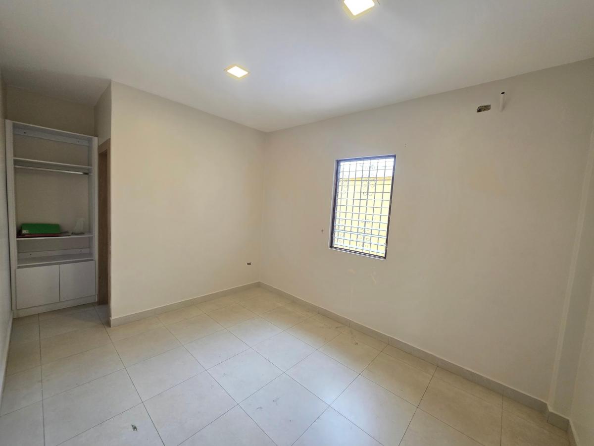 Vendo Hermosa Casa en Samanes 5, Herradura Cerrada con Guardiania 24/7, 1 Planta, Guayas — imagen 6