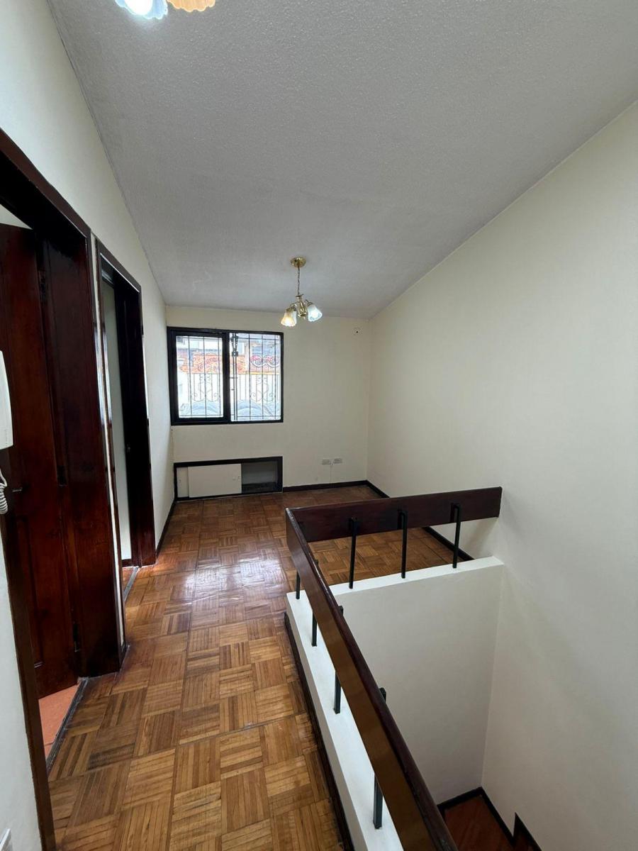 Hermosa Casa con Local de Venta (Sector Machala) — imagen 10