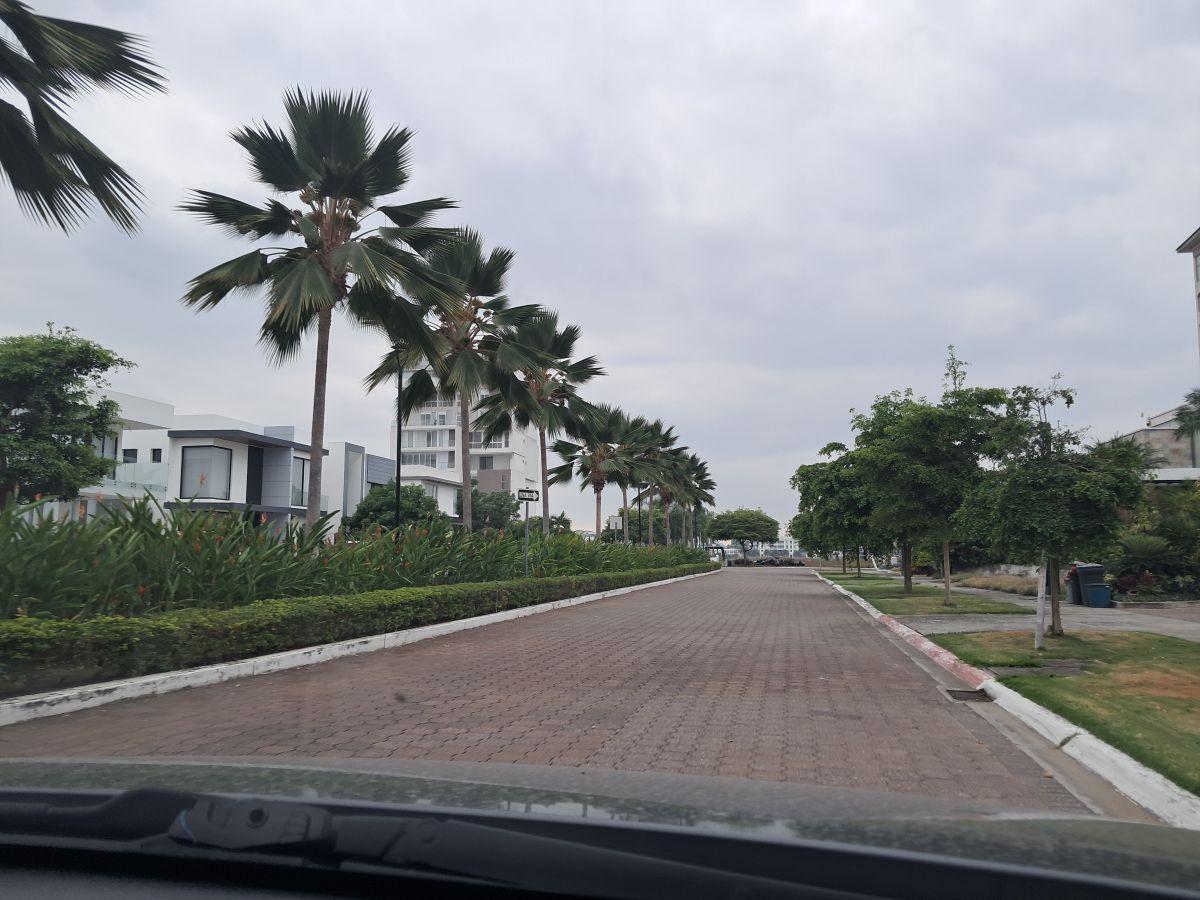 Terreno Bifamiliar en Venta – Isla Mócoli, Etapa Mónaco, Guayas — imagen 10