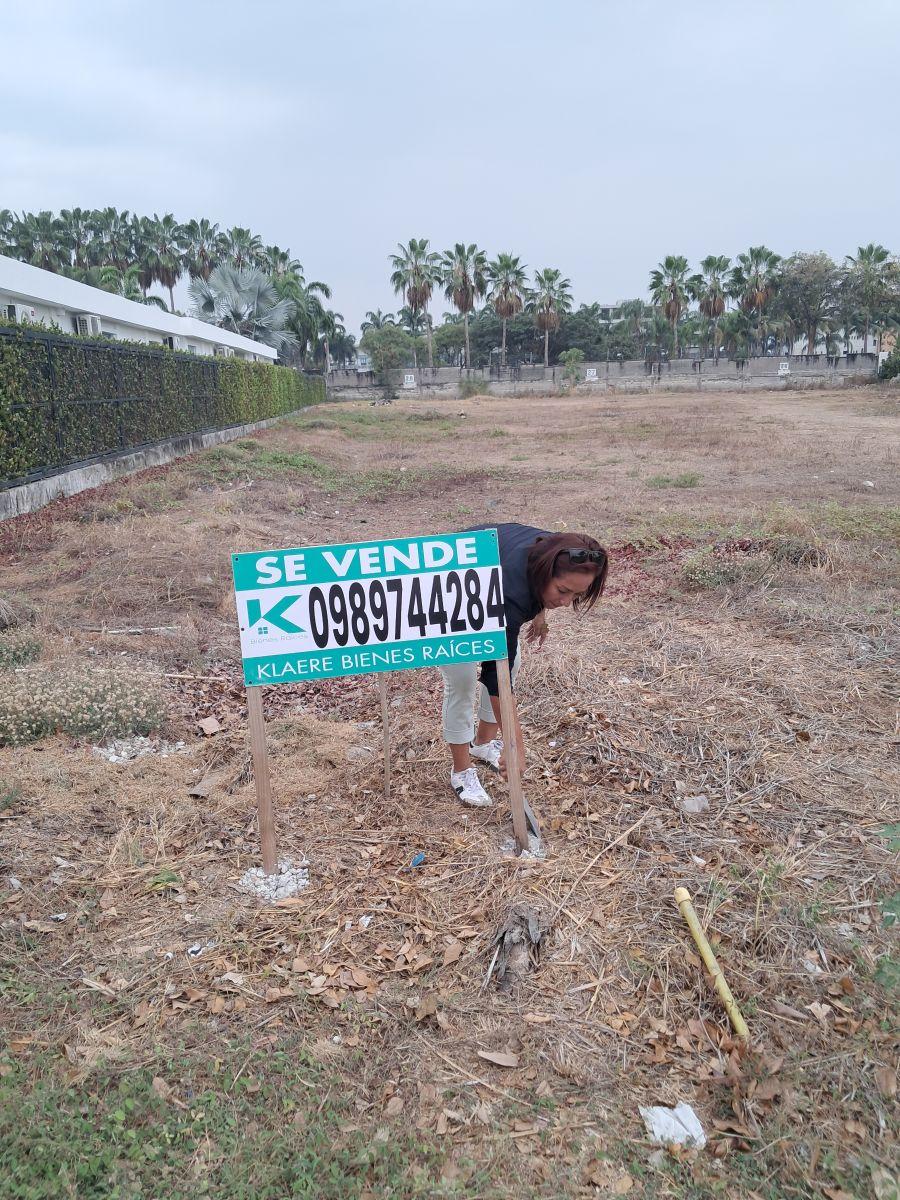 Terreno Bifamiliar en Venta – Isla Mócoli, Etapa Mónaco, Guayas — imagen 9