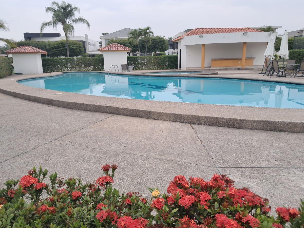 Terreno Bifamiliar en Venta – Isla Mócoli, Etapa Mónaco, Guayas — imagen 3