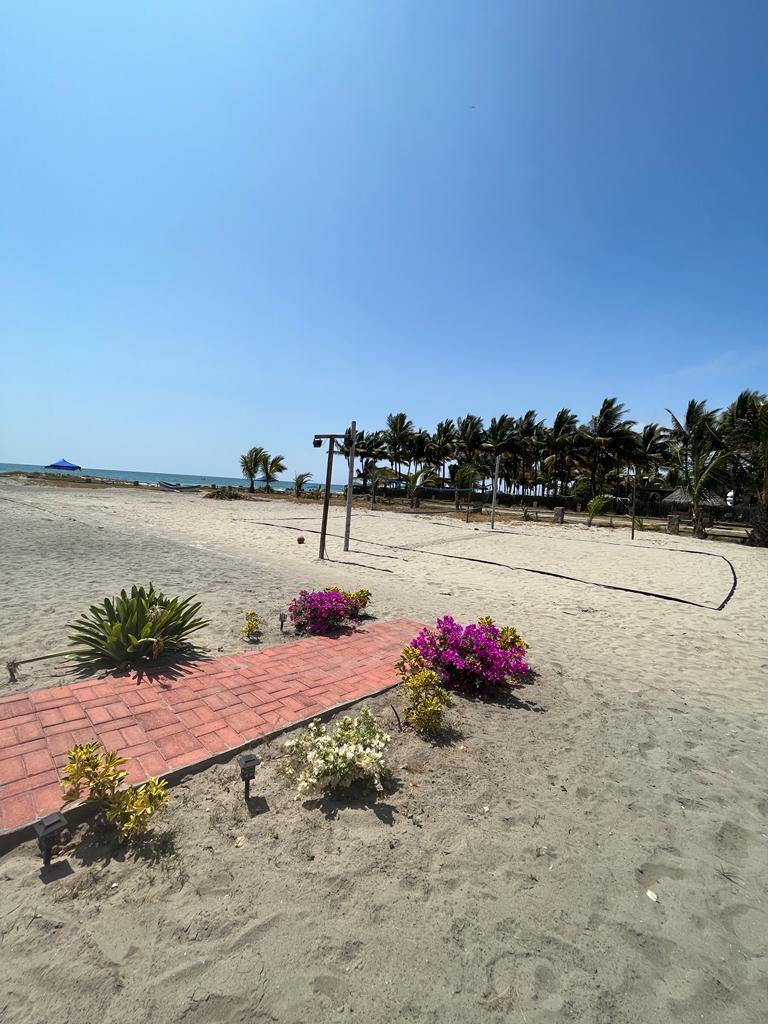 Terreno Al Pie del Mar en Punta Blanca — imagen 6