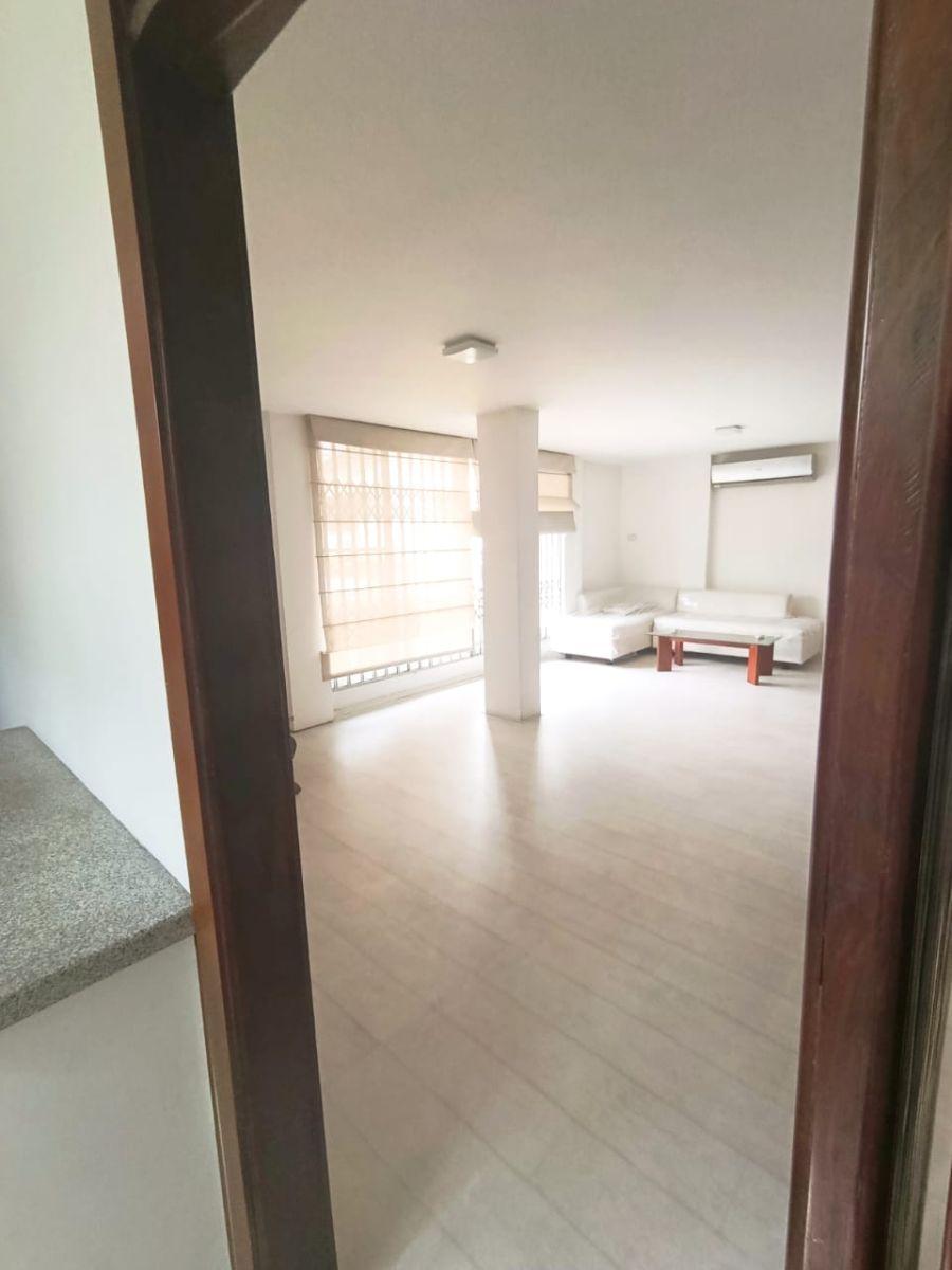 Departamento de Dos Niveles de 154 m² con 2 Habitaciones en Venta en Urdesa / Suite Adicional, Guayas — imagen 10