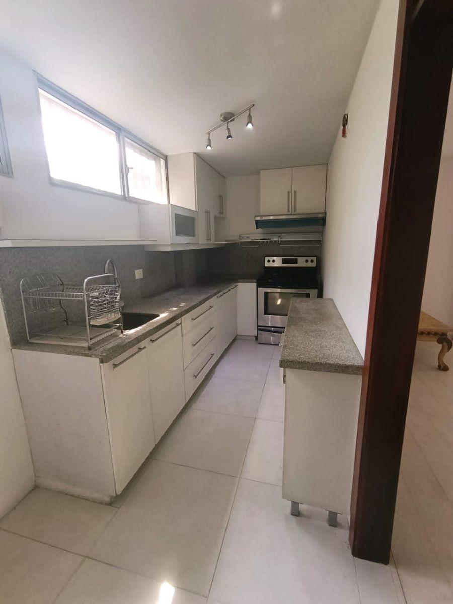 Departamento de Dos Niveles de 154 m² con 2 Habitaciones en Venta en Urdesa / Suite Adicional, Guayas — imagen 7