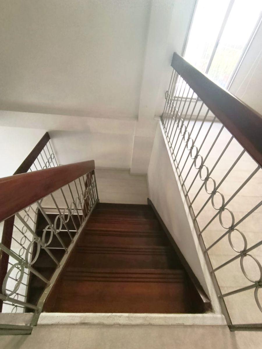 Departamento de 154 m² con 2 Habitaciones en Venta en Urdesa, Guayas — imagen 2