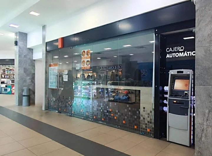 Local Comercial en Venta – Centro Comercial Albán Borja | Urdesa - J. Zavala, Guayas — imagen 1