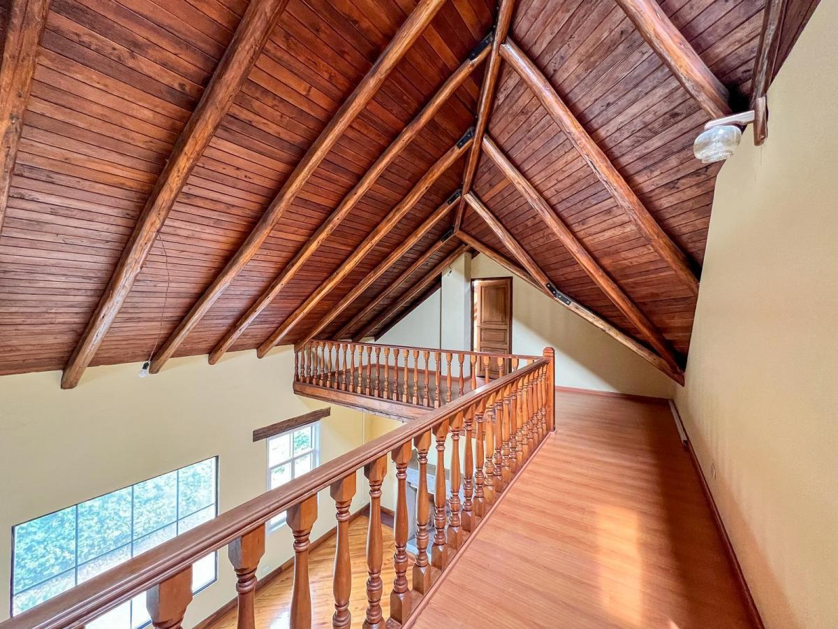 Casa en La Urbanización Campo Alegre — imagen 6