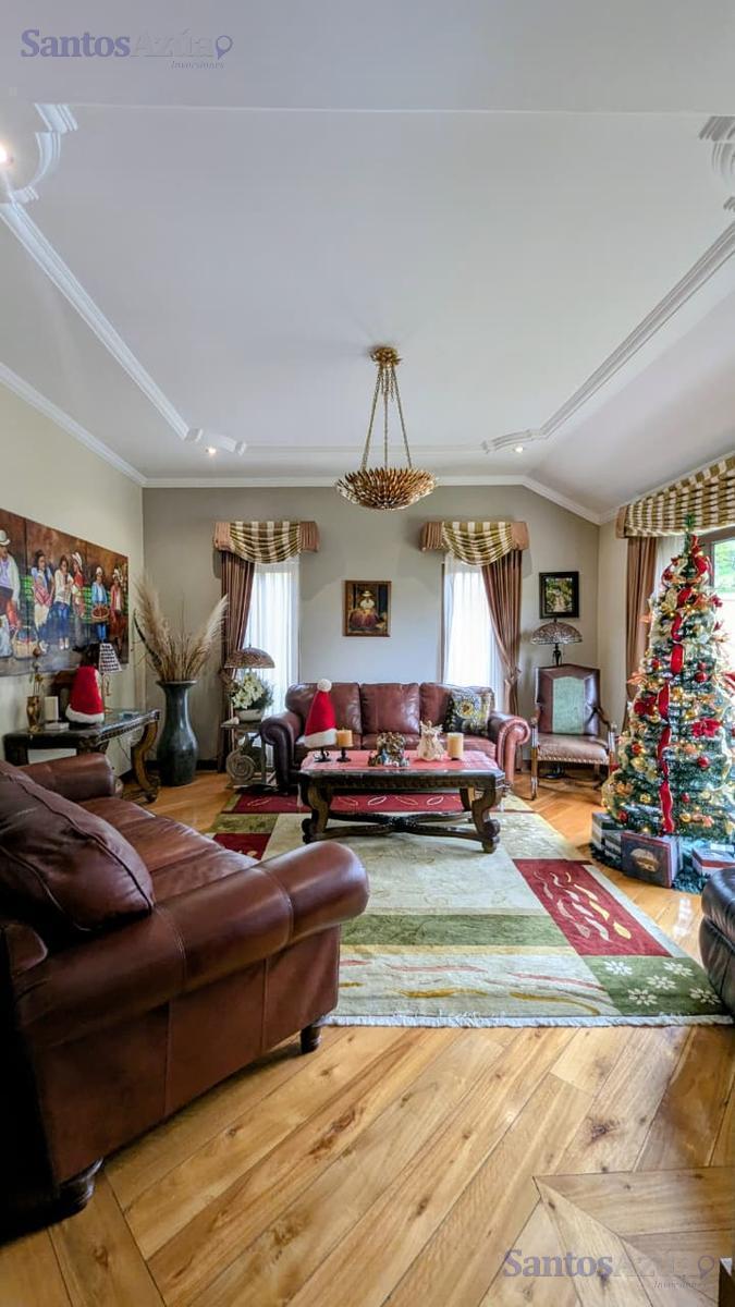 Casa de Alto Nivel en Challuabamba, Azuay — imagen 9