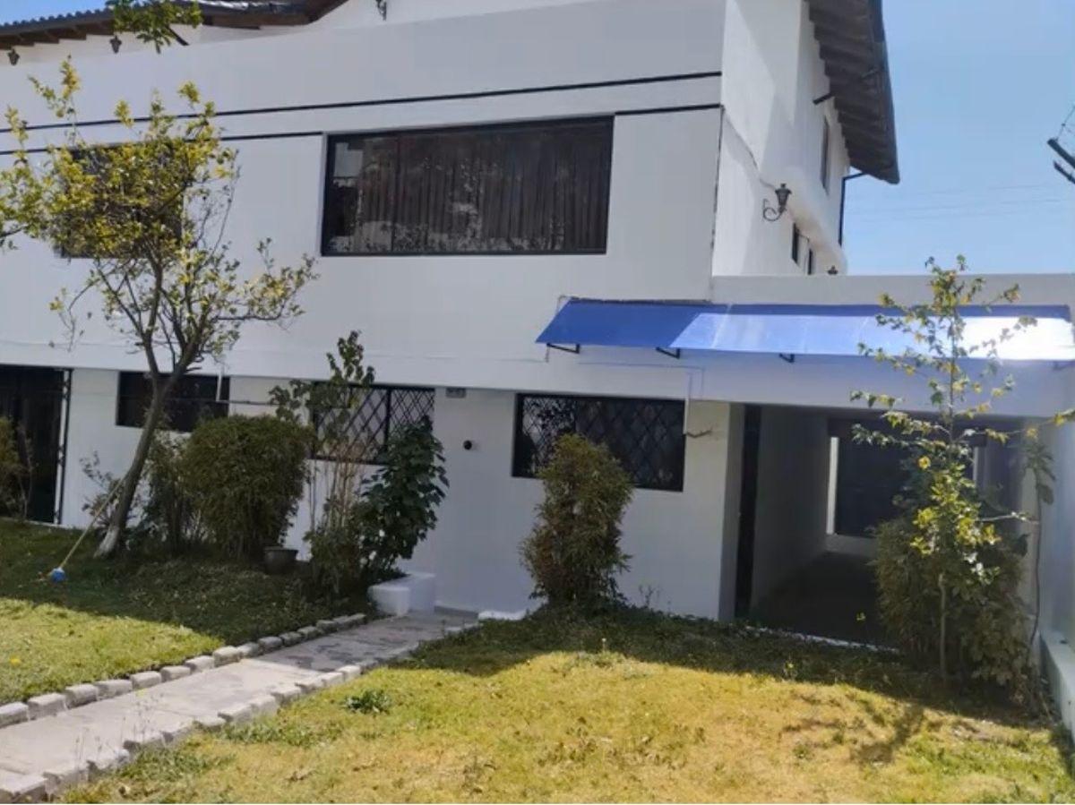 Amplia Casa en Venta Tres Niveles con Seis Dorm. Sector Cotocollao — imagen 10
