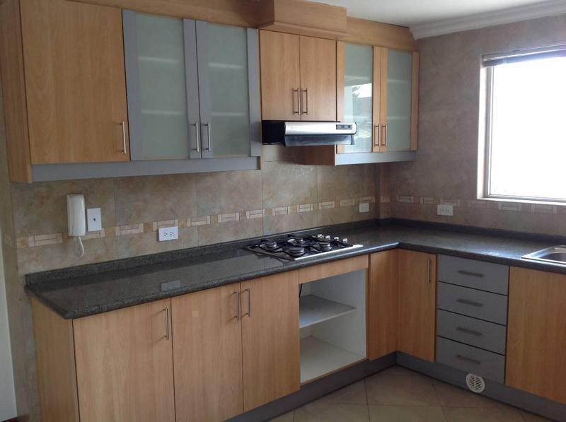 Venta Oportunidad Departamento de 3 Dorm. 118 m² Urb. El Condado — imagen 2
