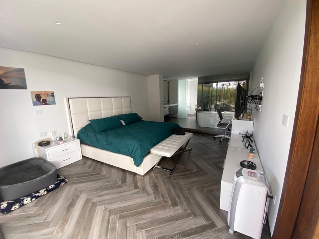 Venta Linda Casa con Piscina Tumbaco — imagen 5