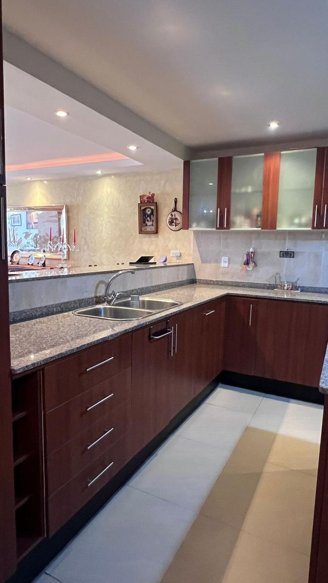 Vendo Departamento 3 Habitaciones Vista y Terraza Urb. Privada Sector Tanda. Provincia de Pichincha — imagen 2