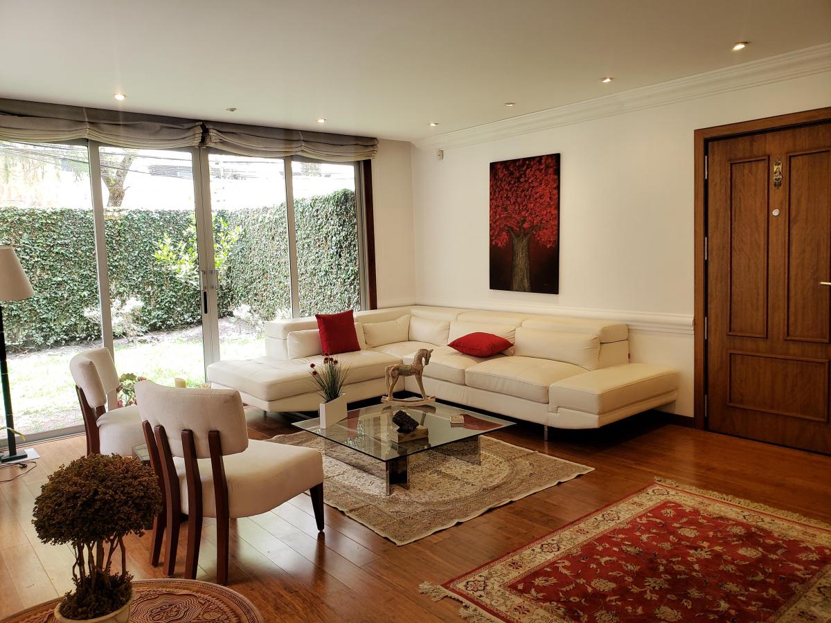 Sector Gonzales Suarez Precioso Departamento con Jardin de Venta — imagen 9