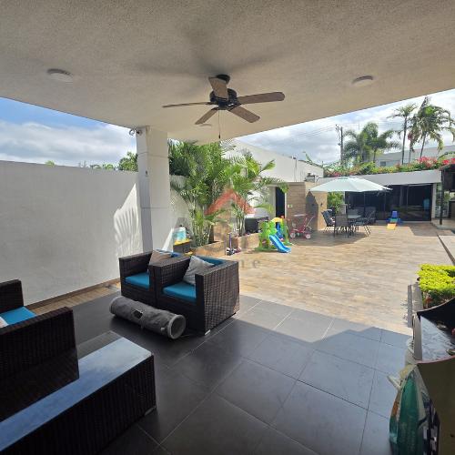Se Vende Casa en Urb. Portofino vía a La Costa Km 11.5, Guayas — imagen 6