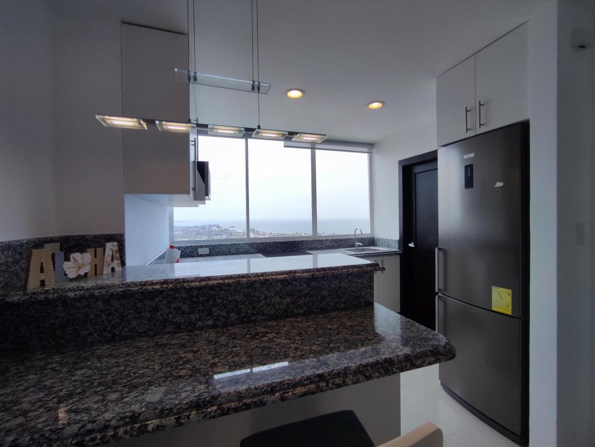 Departamento de 110 m² Vista Al Mar con 3 Recámaras en Venta en Punta Centinela — imagen 7