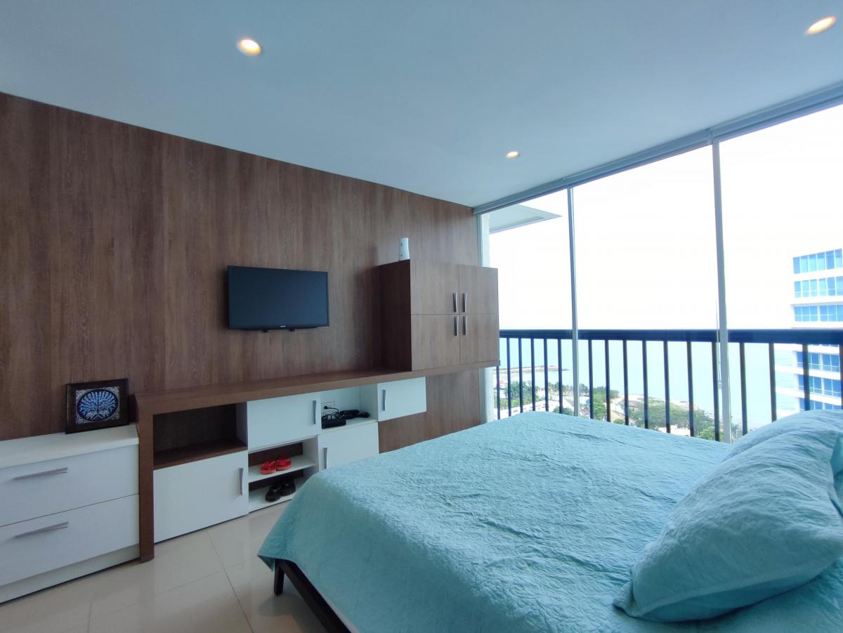 Departamento de 110 m² Vista Al Mar con 3 Recámaras en Venta en Punta Centinela — imagen 2