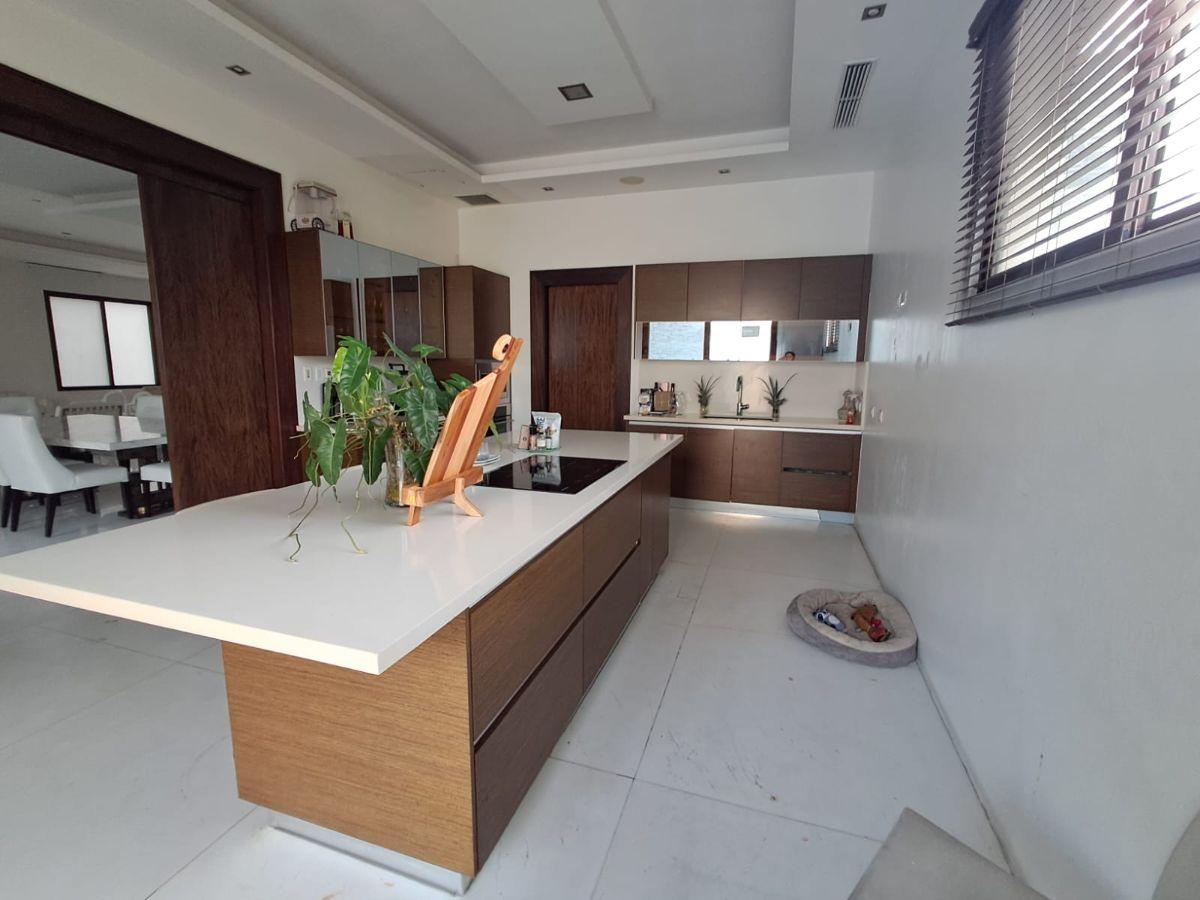 Venta de Casa Super Lujo en Mocoli Samborondon con 1200 m² de Construccion, Guayas — imagen 8