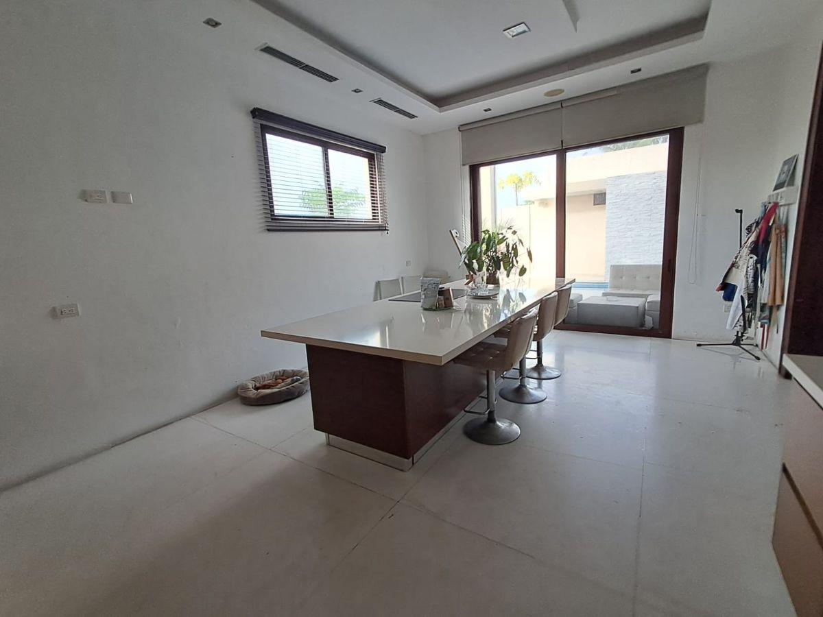 Venta de Casa Super Lujo en Mocoli Samborondon con 1200 m² de Construccion, Guayas — imagen 6