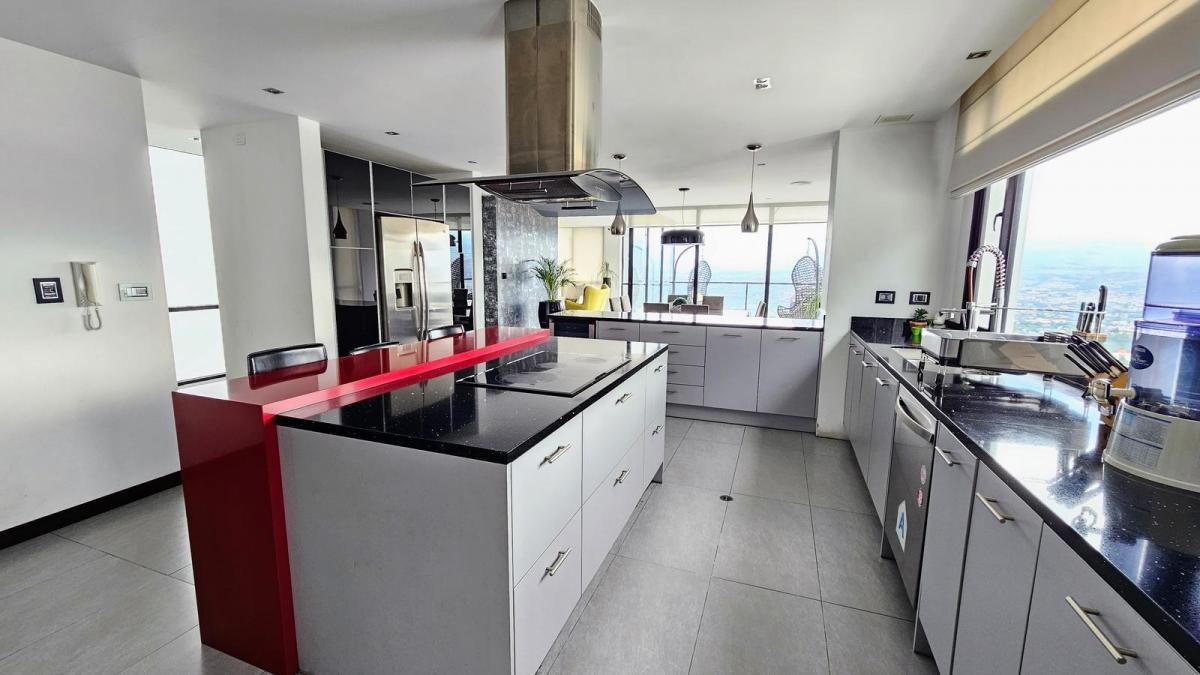Departamento Penthouse en Venta Urb. Vista Grande Cumbayá — imagen 6