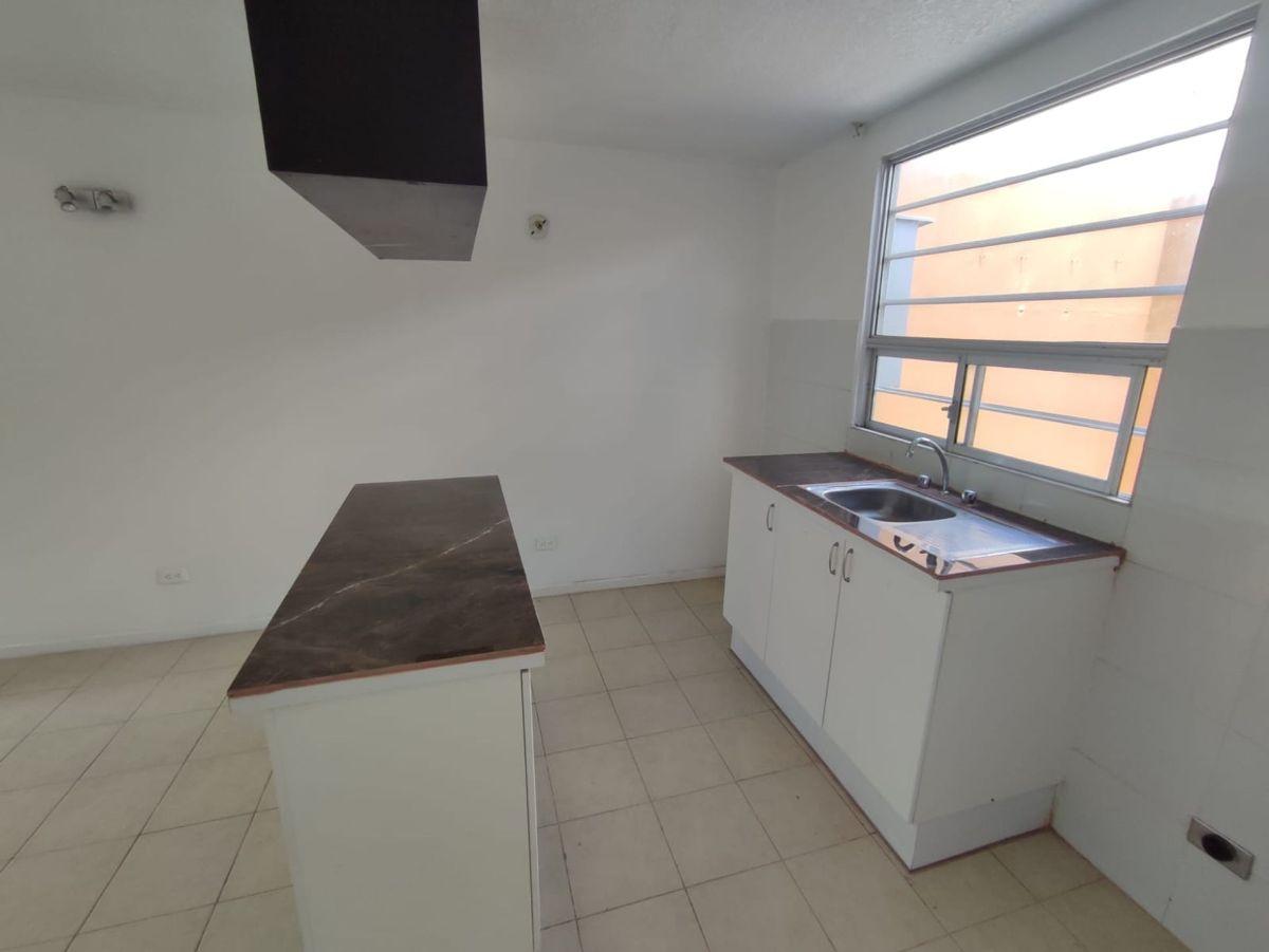 Casa en Venta Sur de Quito Ciudad Futura — imagen 7