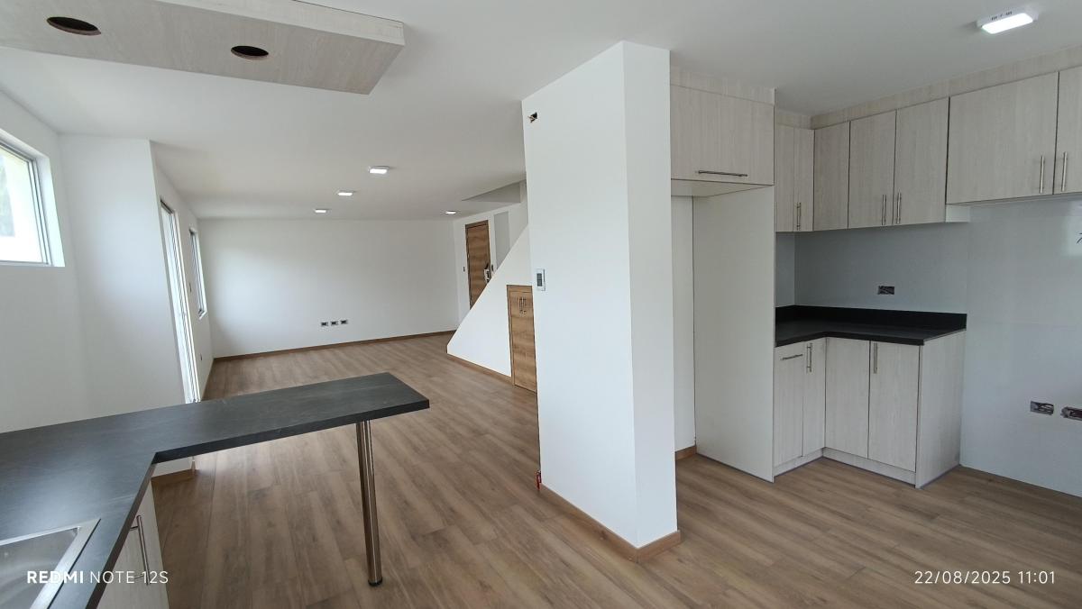Oportunidad Vendo! Sector La Pampa, con Patio de 57 m². Provincia de Pichincha — imagen 10