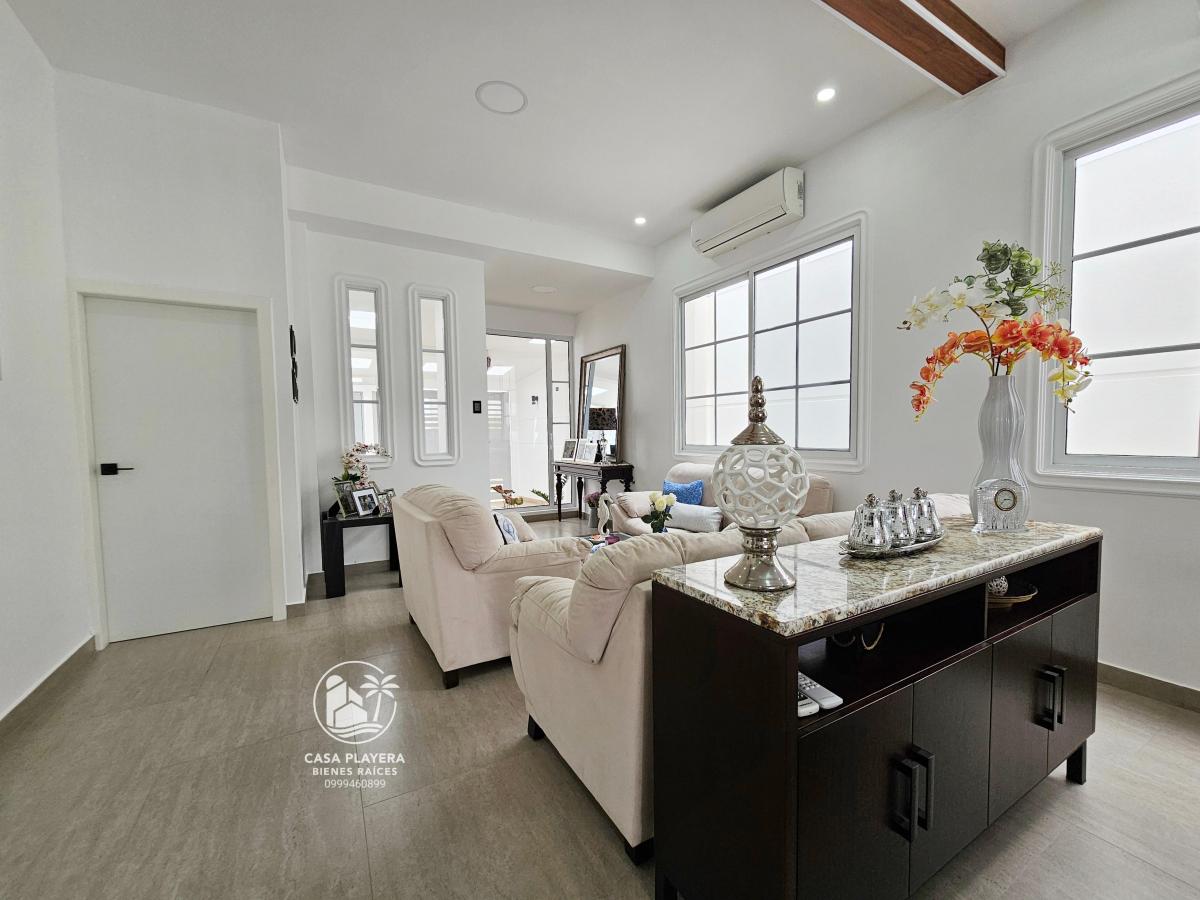 Vendo Hermosa Casa con Piscina Cpocas Cuadras del Mar en Salinas — imagen 8