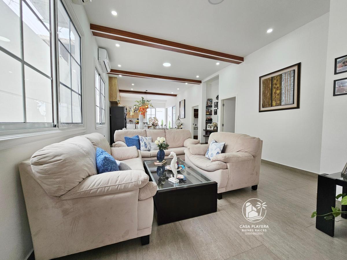 Vendo Hermosa Casa con Piscina Cpocas Cuadras del Mar en Salinas — imagen 7