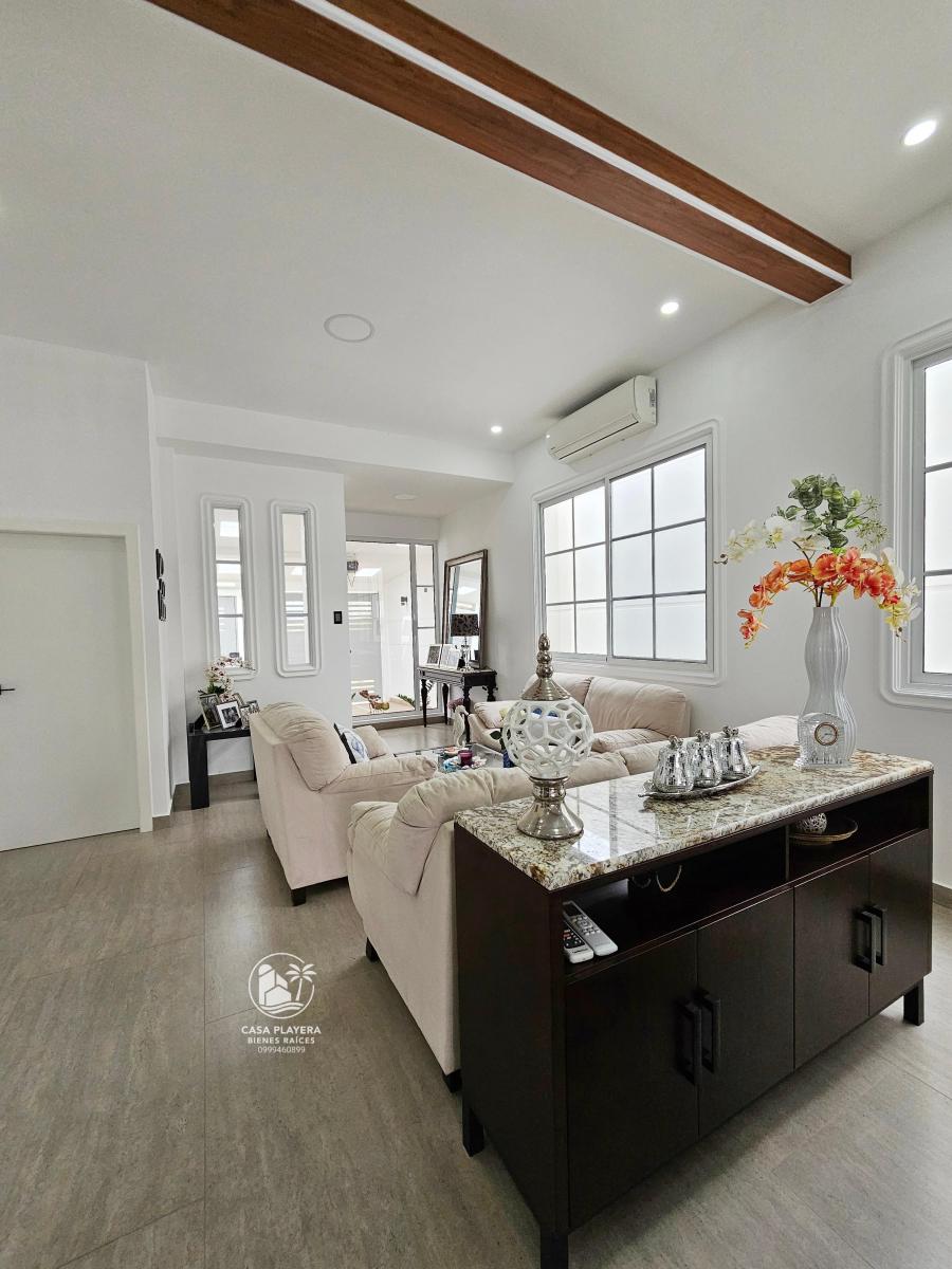 Vendo Hermosa Casa con Piscina Cpocas Cuadras del Mar en Salinas — imagen 3