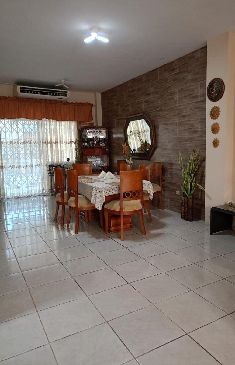 Venta Casa - Urbanizaciòn El Condado Vicolinci - 3 Dorm. - (Wyf), Guayas — imagen 2