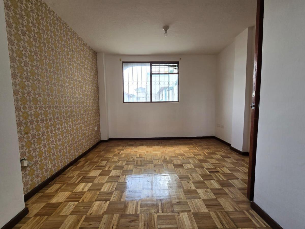 Venta Departamento Remodelado Av Los Granados Cerca Udla Condominios El Batán — imagen 10