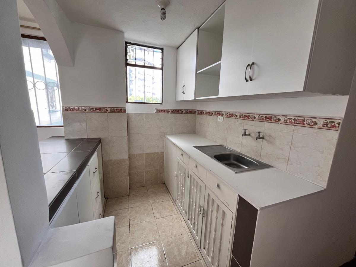 Venta Departamento Remodelado Av Los Granados Cerca Udla Condominios El Batán — imagen 8