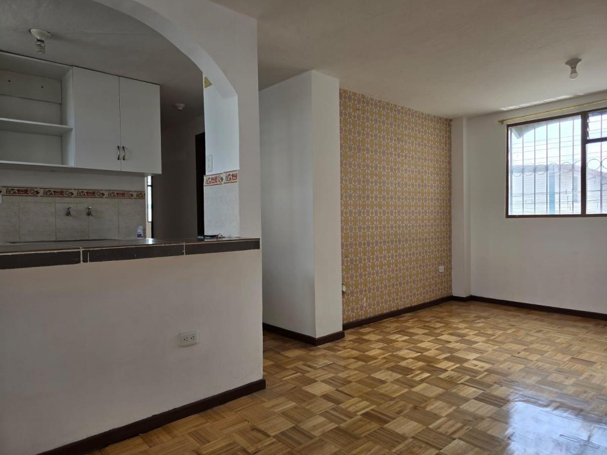 Venta Departamento Remodelado Av Los Granados Cerca Udla Condominios El Batán — imagen 6