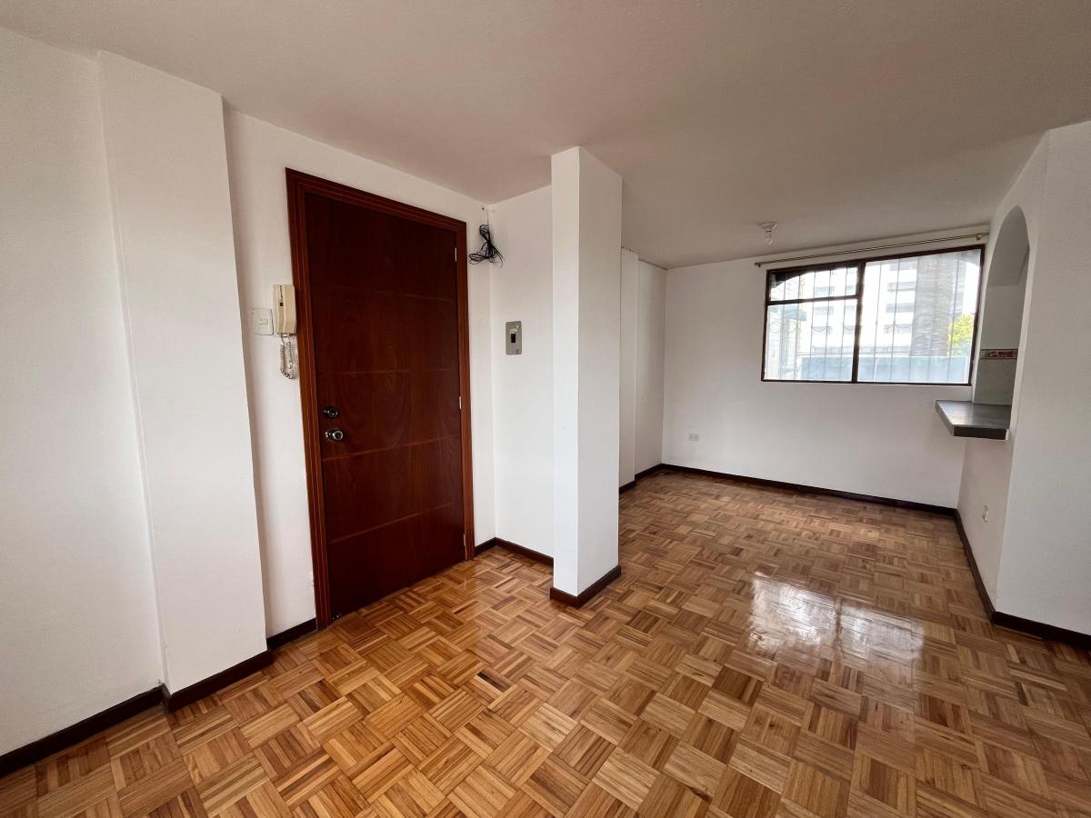 Venta Departamento Remodelado Av Los Granados Cerca Udla Condominios El Batán — imagen 4